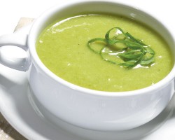 Sopa de Abobrinha com cebola