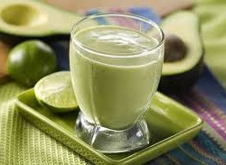 Abacate batido com whey protein