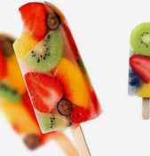 Picolé de frutas com água de coco