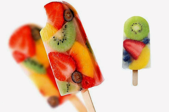 Picolé de frutas com água de coco