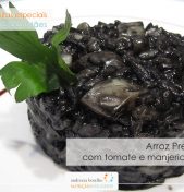 ARROZ PRETO COM TOMATE E MANJERICÃO