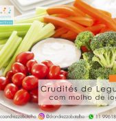 Crudités de Legumes com Molho de Iogurte