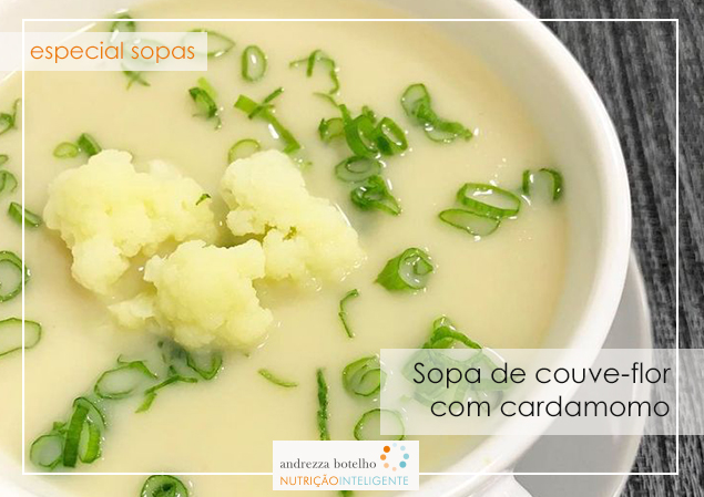Sopa de couve-flor com cardamomo